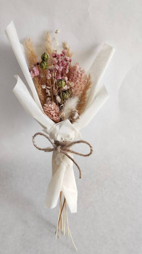 Dried Bouquet Wedding Favors l Mini Bouquets l Preserved Flower Gifts