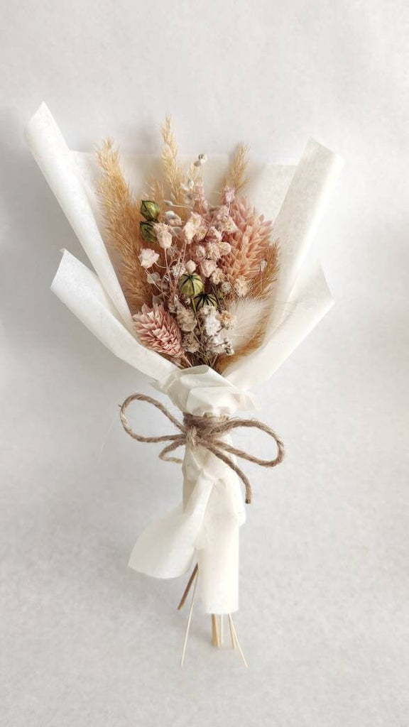 Dried Bouquet Wedding Favors l Mini Bouquets l Preserved Flower Gifts