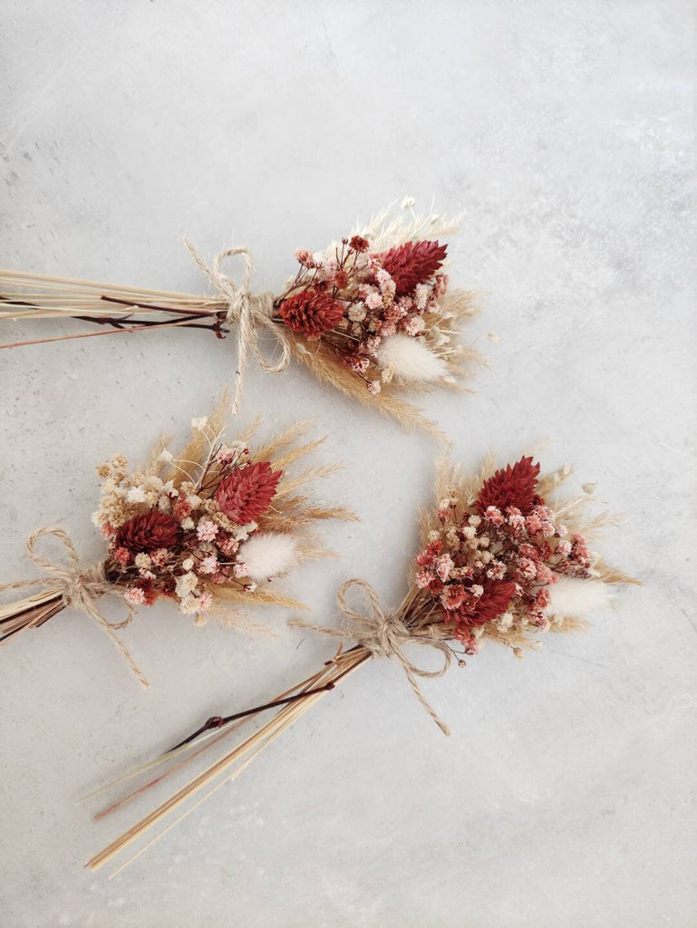 Dried Mini Bouquet | Personalized Terracotta Wedding Favors for Guests