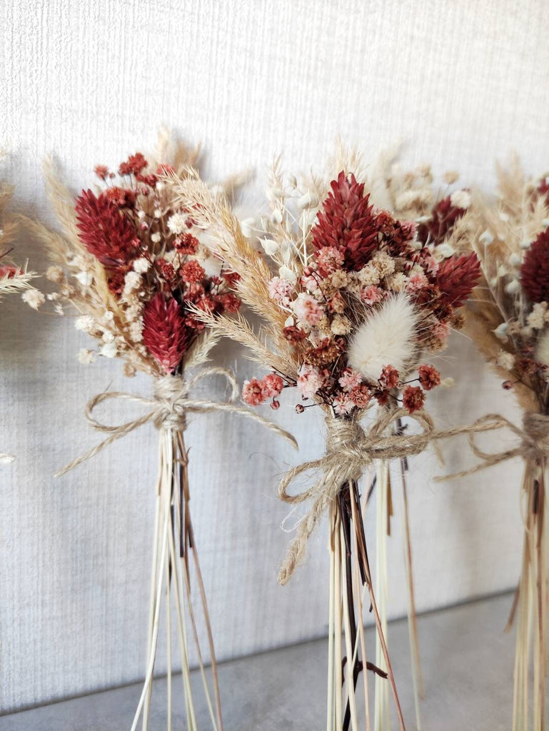 Dried Mini Bouquet | Personalized Terracotta Wedding Favors for Guests