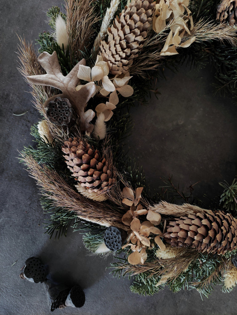 Soft Winter Door Wreath, Modern Christmas Front Door Wreath