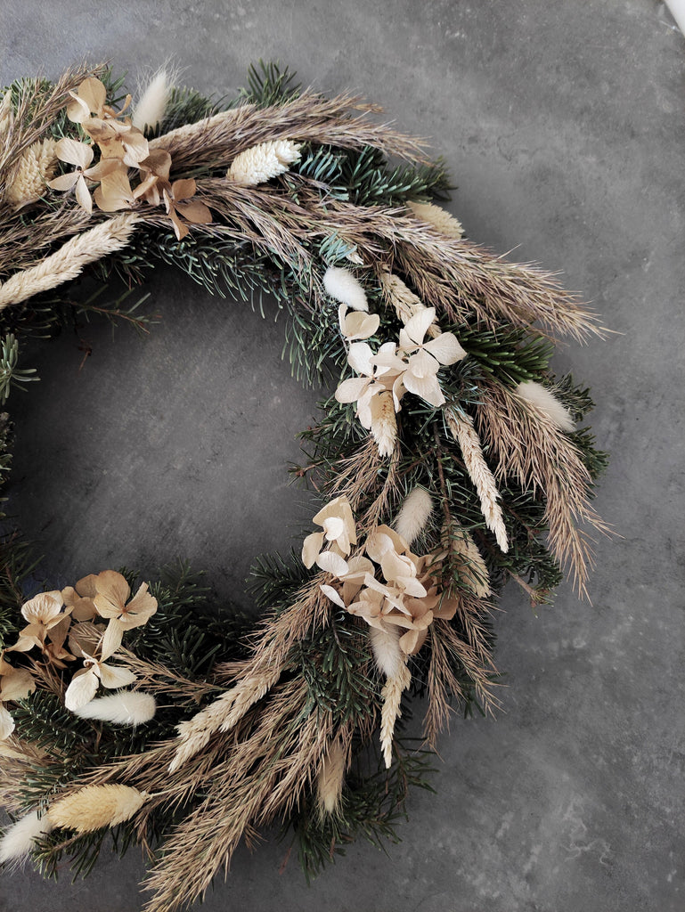 Soft Winter Door Wreath, Modern Christmas Front Door Wreath